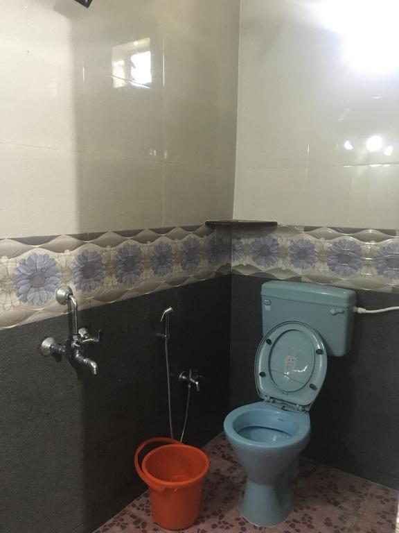 קלנגוטה Fernandes Guest House מראה חיצוני תמונה